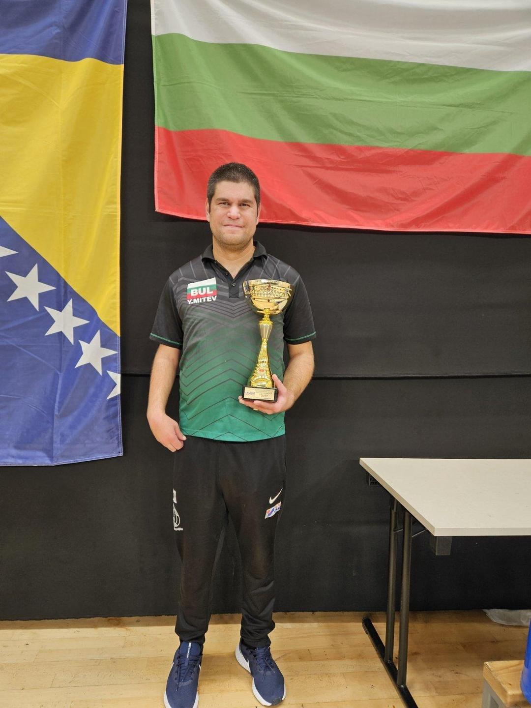 de10f4d89c60b1b2a6828f1f62e1eade93726915d0d935f9024d4b448000d91a